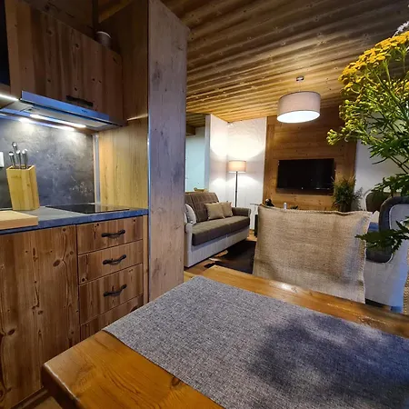 Apartman Jasna Centrum - Jacuzzi & Sauna And Chopok View
